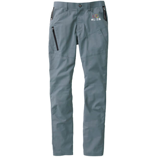 ライトスポーティーカーゴパンツ(ブランドロゴ入り)