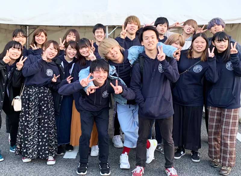 カラフルライトパーカーの作成事例