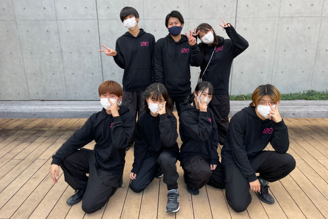 カラフルライトパーカーの作成事例